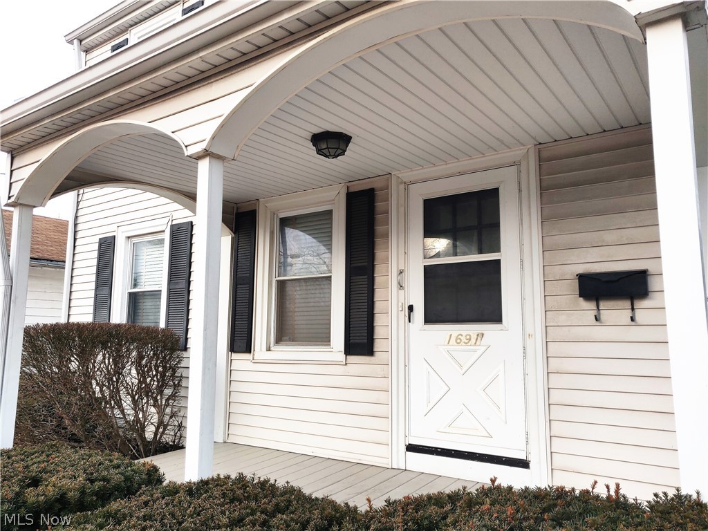1691 Catalpa Road Cleveland, OH 44112 - Photo 8 of 23 Gallery Image 8