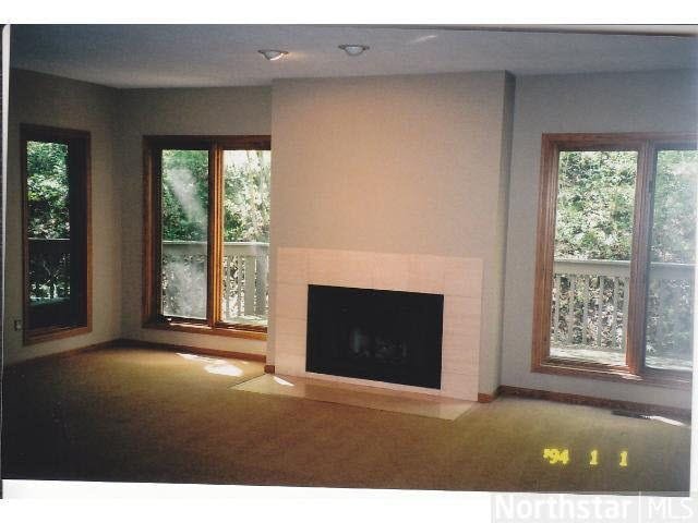 6408 Timber Ridge Edina, MN 55439 - Photo 12 of 17 Gallery Image 12