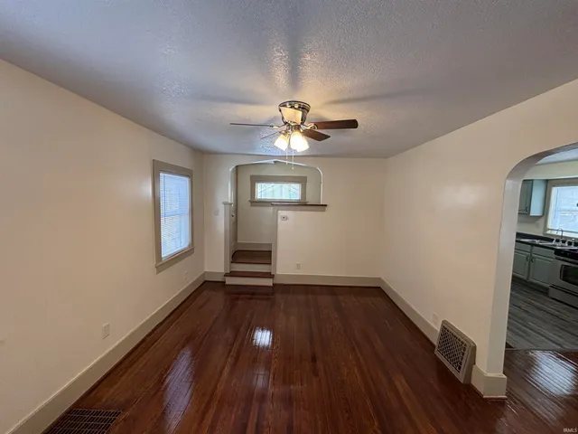 $154,000 | 450 East Wildwood Avenue, Fort Wayne, IN 46806