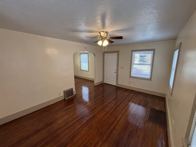 $154,000 | 450 East Wildwood Avenue, Fort Wayne, IN 46806