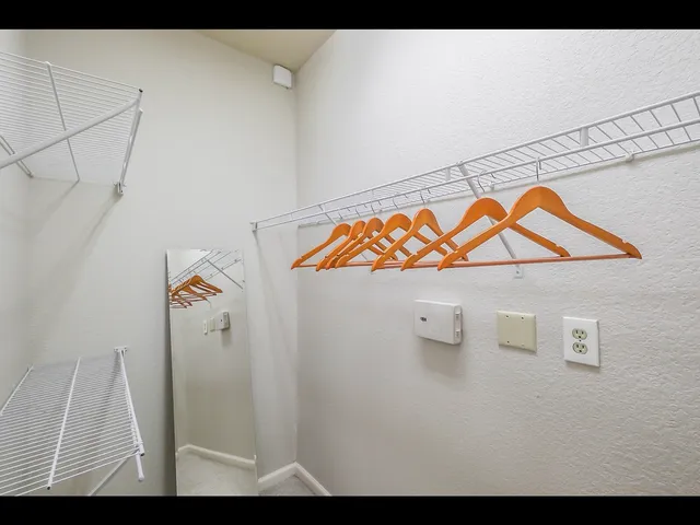 $259,000 | 1711 Old Spanish Trail, Unit 151, Houston, TX 77054