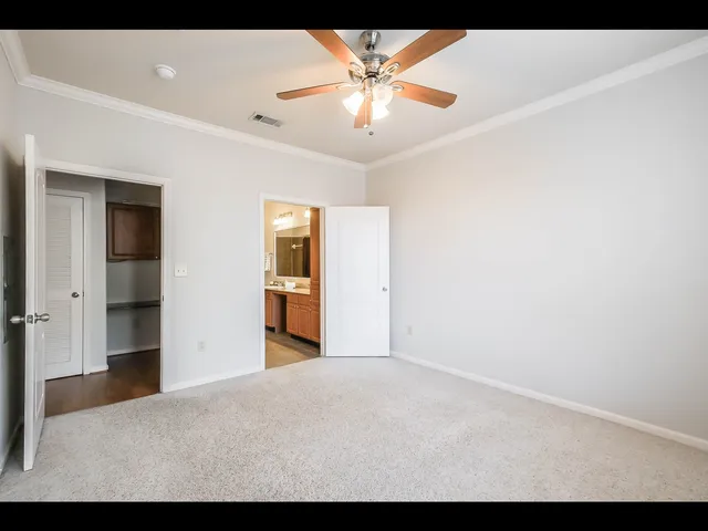 $259,000 | 1711 Old Spanish Trail, Unit 151, Houston, TX 77054
