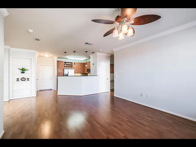 $259,000 | 1711 Old Spanish Trail, Unit 151, Houston, TX 77054