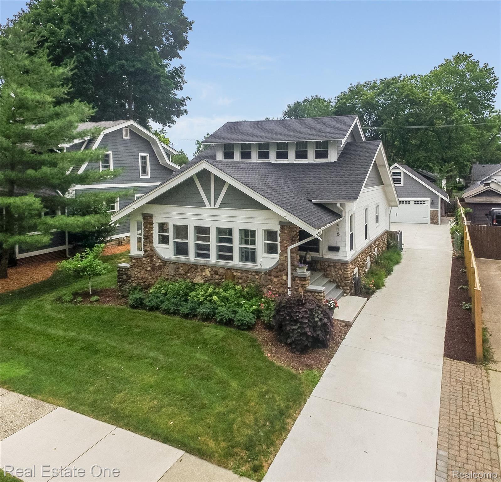 416 North Castell Avenue Rochester, MI 48307 - Photo 1 of 47 Welcome Home!