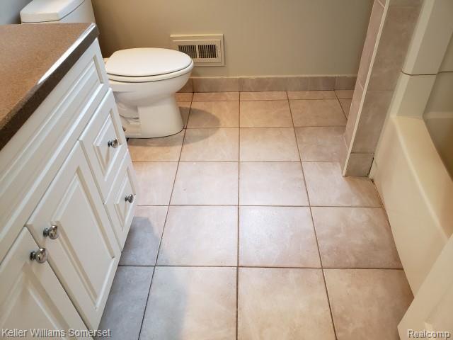 2104 Highfield Road Waterford, MI 48329 - Photo 20 of 45 20190716_123359 (Small).jpg