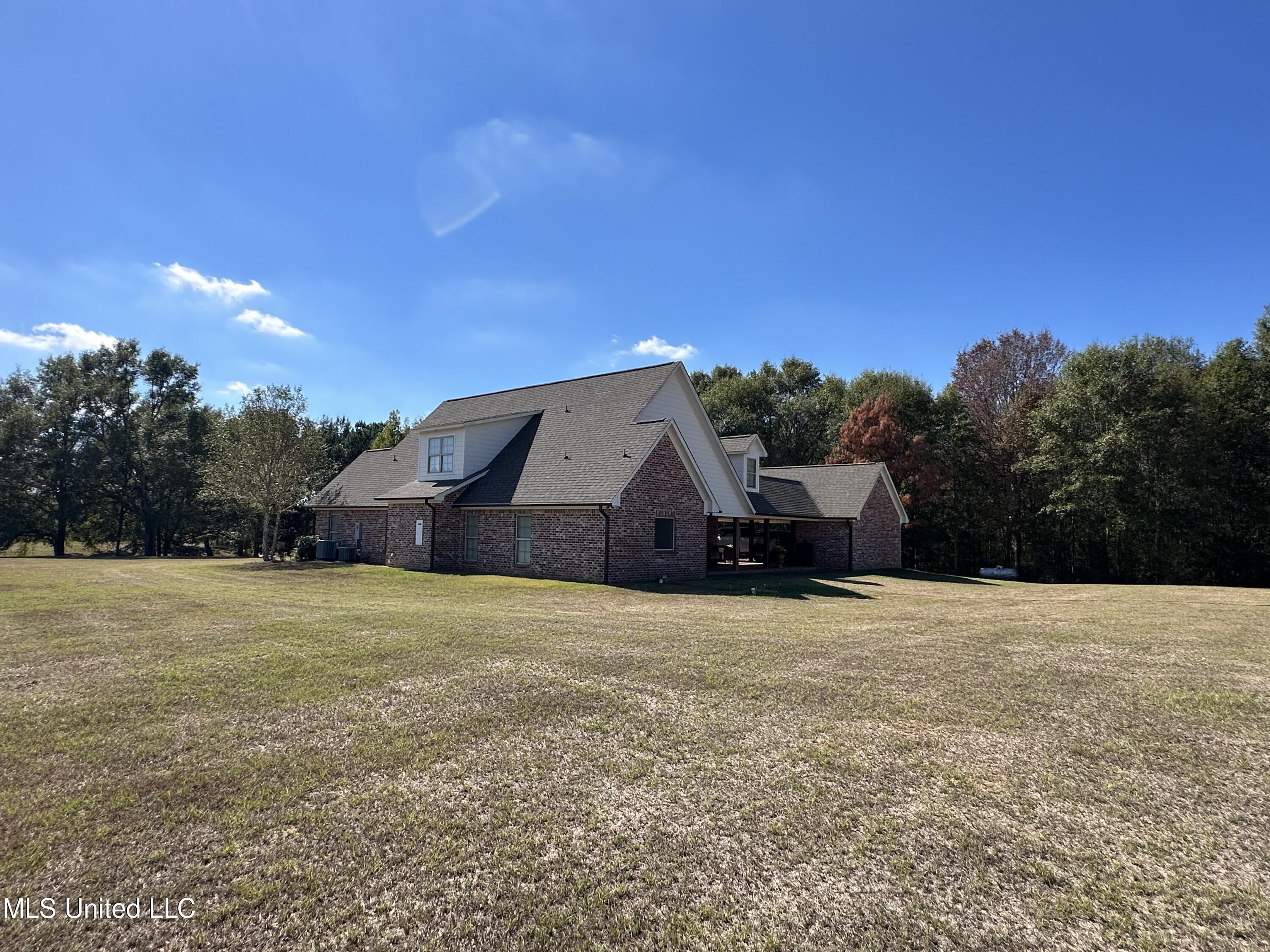 166 Otha Jones Road Magee, MS 39111 - Photo 11 of 88 IMG_1577