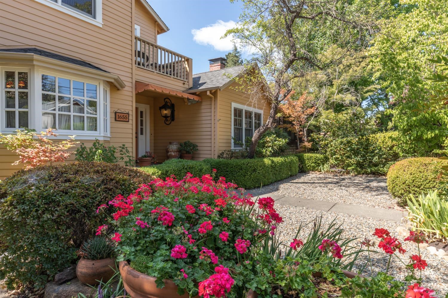 1655 Scott Street St. Helena, CA 94574 - Photo 2 of 38