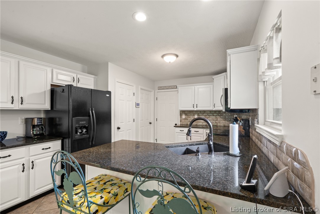 1056 Brookstone Court Georgetown, IN 47122 - Photo 18 of 62