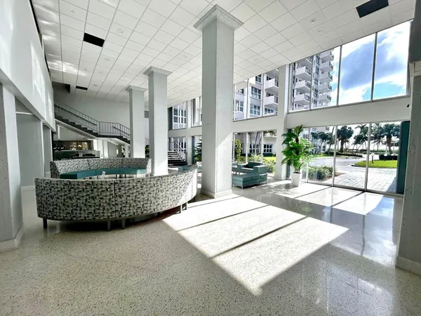 $2,250 | 405 North Ocean Boulevard, Unit 527, Pompano Beach, FL 33062