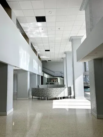 $2,250 | 405 North Ocean Boulevard, Unit 527, Pompano Beach, FL 33062