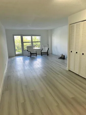 $2,250 | 405 North Ocean Boulevard, Unit 527, Pompano Beach, FL 33062