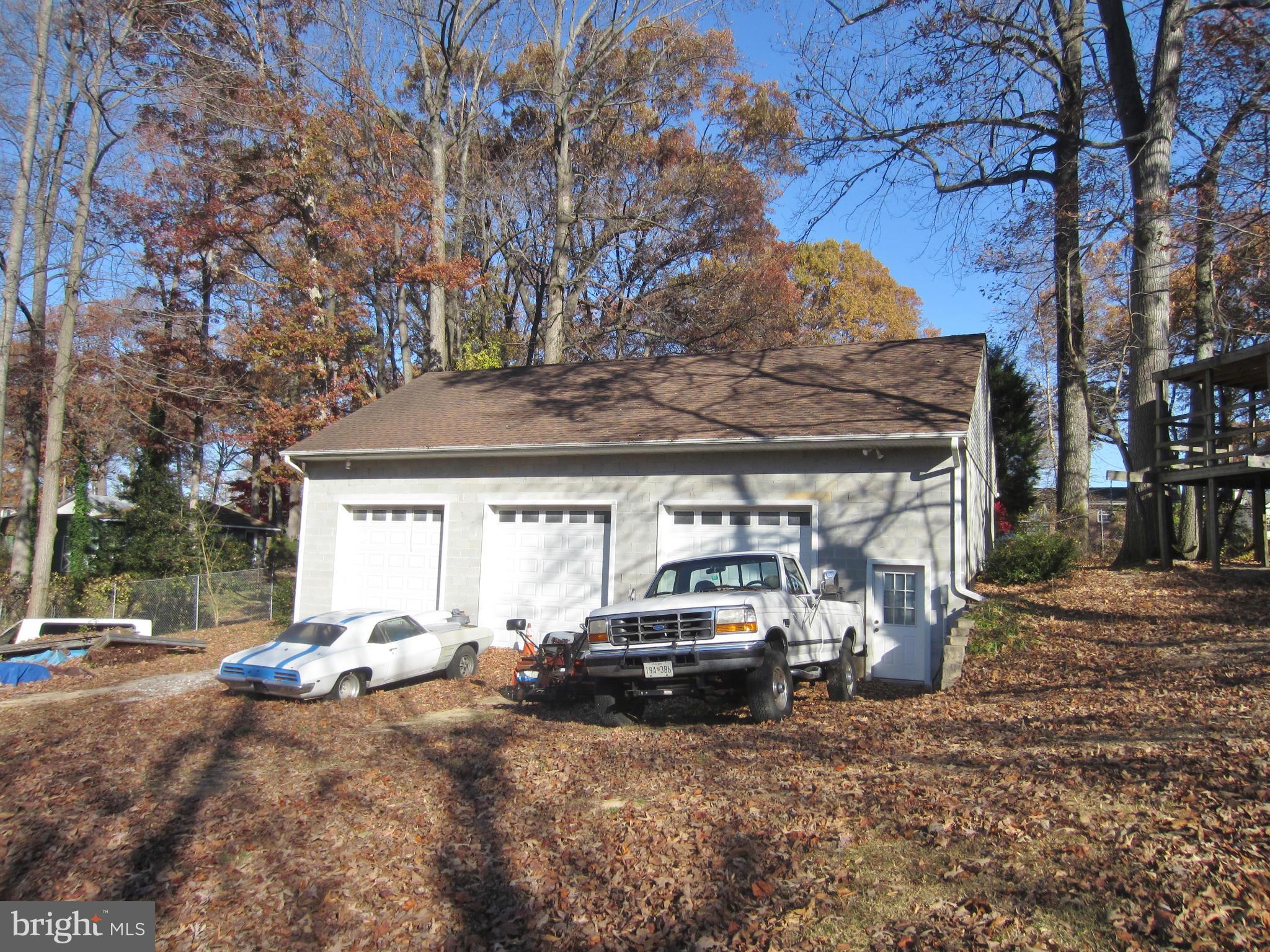 1512 Evergreen Road Severn, MD 21144 - Photo 20 of 27 3 Car Garage Workshop