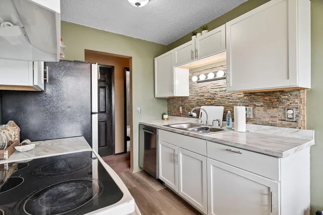 $850,000 | 2750 Euclid Avenue, Anoka, MN 55303