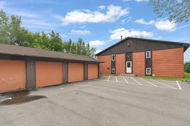 $850,000 | 2750 Euclid Avenue, Anoka, MN 55303