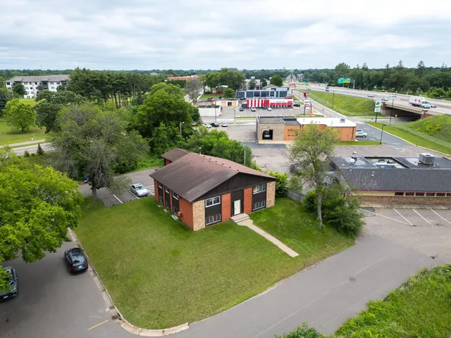 $850,000 | 2750 Euclid Avenue, Anoka, MN 55303