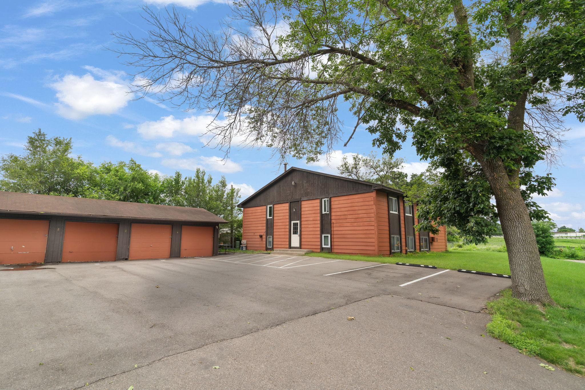 2750 Euclid Avenue Anoka, MN 55303 - Photo 4 of 44