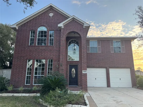 $427,000 | 19003 Canyon Star Court, Tomball, TX 77377