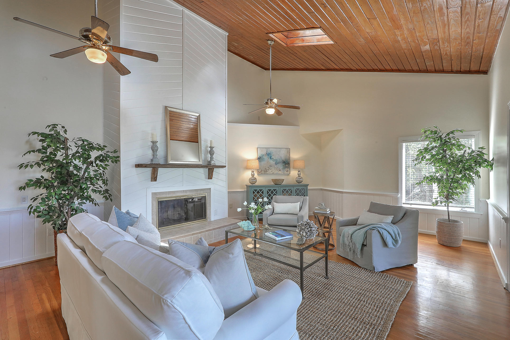 808 Milldenhall Road Mount Pleasant, SC 29464 - Photo 21 of 65 1R3A8708_09_10