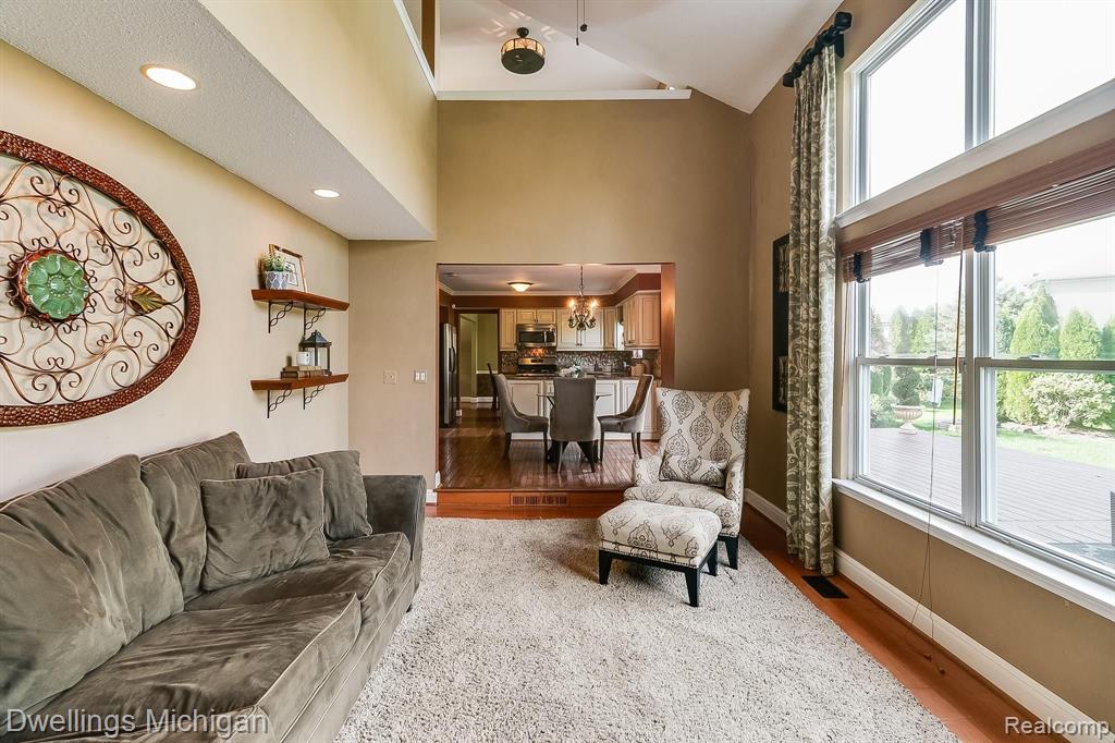 3532 Riverside Drive Canton, MI 48188 - Photo 11 of 37