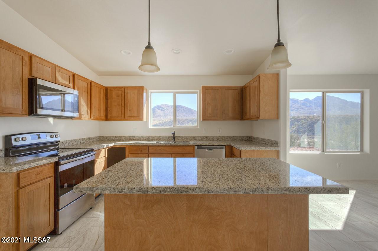 1868 Circulo Colombia Rio Rico, AZ 85648 - Photo 3 of 5