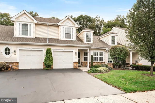 $405,000 | 120 Kingston Boulevard, Hamilton, NJ 08690