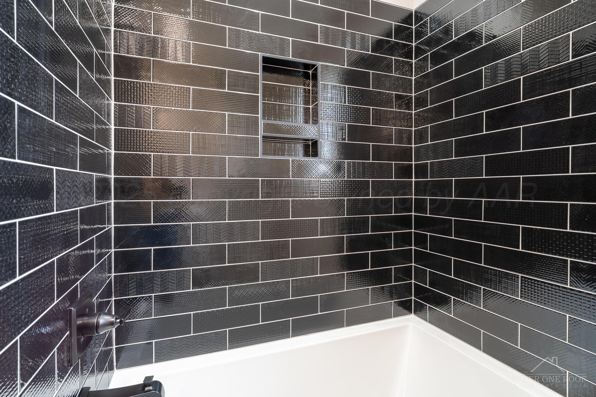 1207 Herring Ranch Road Amarillo, TX 79124 - Photo 50 of 68 Guest Bath