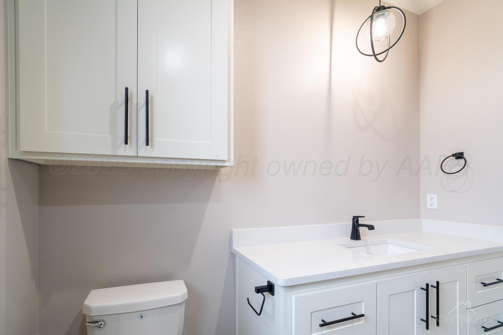 1207 Herring Ranch Road Amarillo, TX 79124 - Photo 53 of 68 Guest Bath