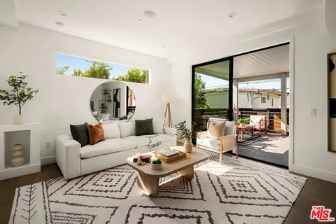 $1,495,000 | 6075 Hargis Street, Los Angeles, CA 90034