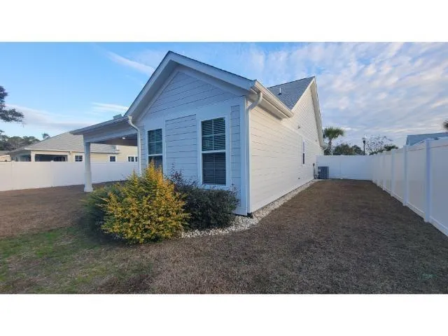 $524,999 | 1558 Harbour Pl Drive, Calabash, NC 28467
