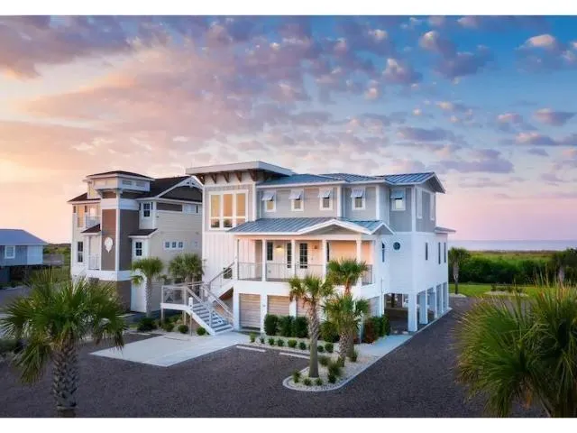 $524,999 | 1558 Harbour Pl Drive, Calabash, NC 28467