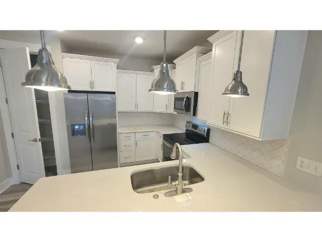 $524,999 | 1558 Harbour Pl Drive, Calabash, NC 28467