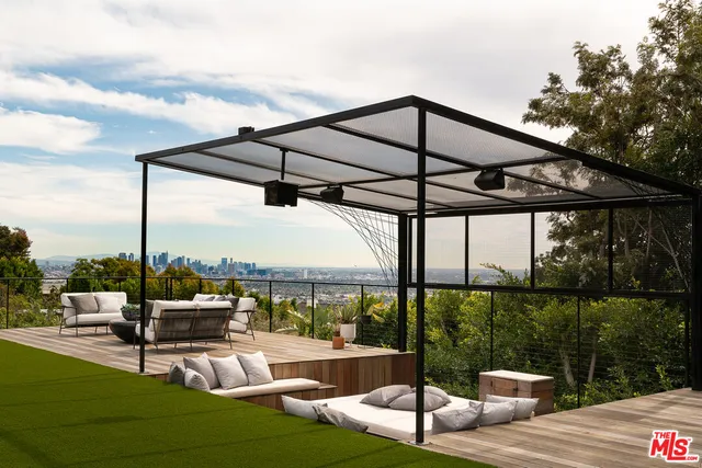 $39,500 | 1772 North Crescent Heights Boulevard, Los Angeles, CA 90069