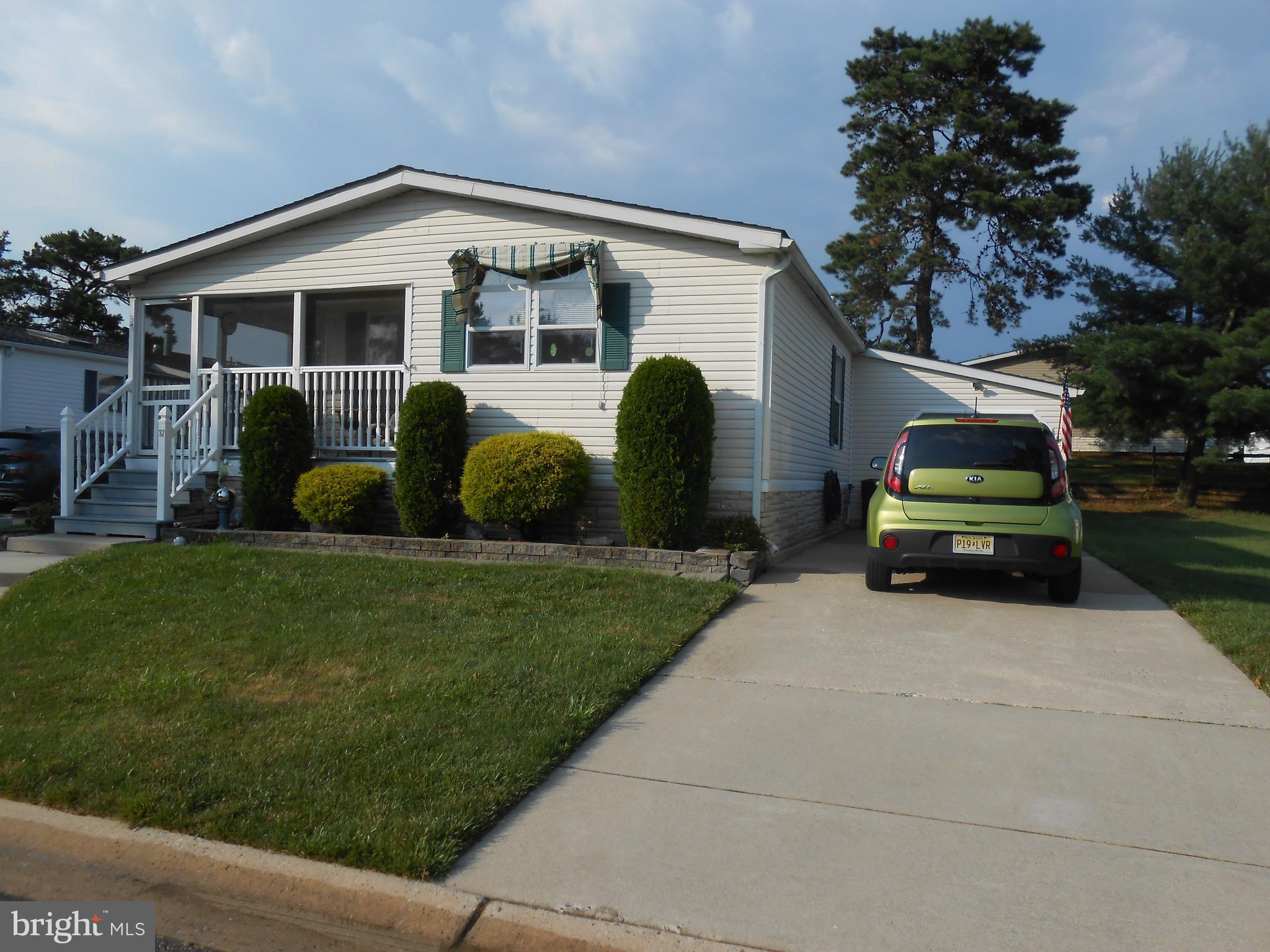 37 Pine Ridge Boulevard Manchester Township, NJ 08759 - Photo 4 of 29