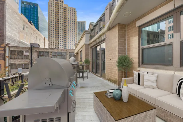 $339,000 | 1111 South State Street, Unit A602, Chicago, IL 60605