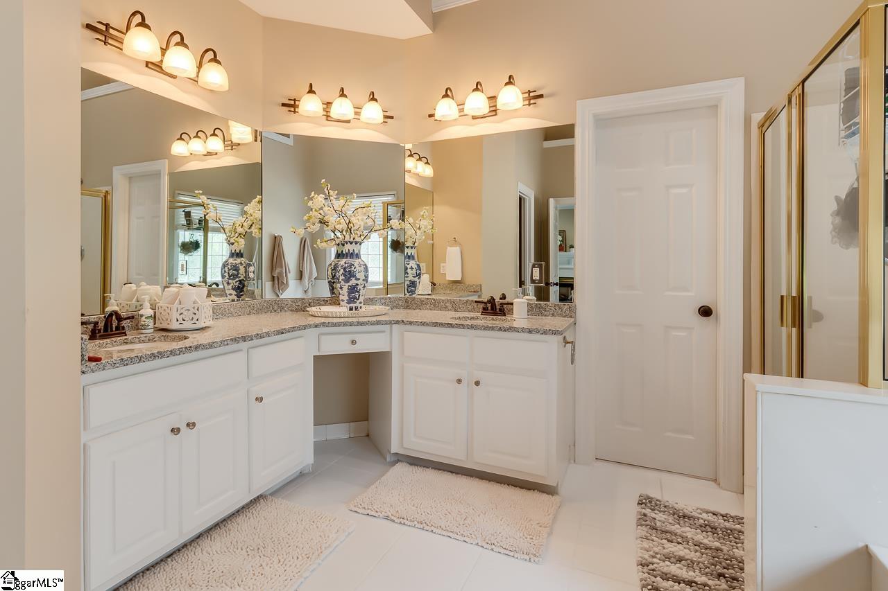 14 Springhaven Court Simpsonville, SC 29681 - Photo 21 of 36 Gallery Image 21