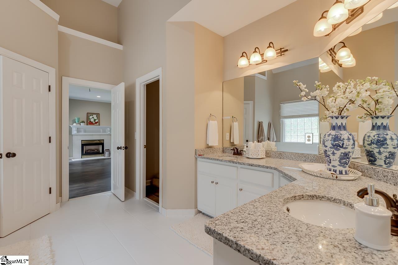 14 Springhaven Court Simpsonville, SC 29681 - Photo 22 of 36 Gallery Image 22
