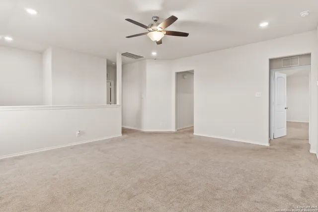 $2,585 | 6822 Titan Park, Converse, TX 78109