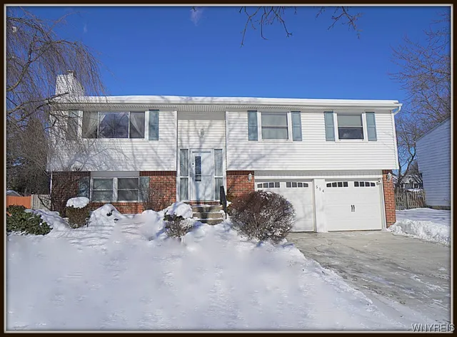 $299,900 | 514 Wurlitzer Drive, North Tonawanda, NY 14120