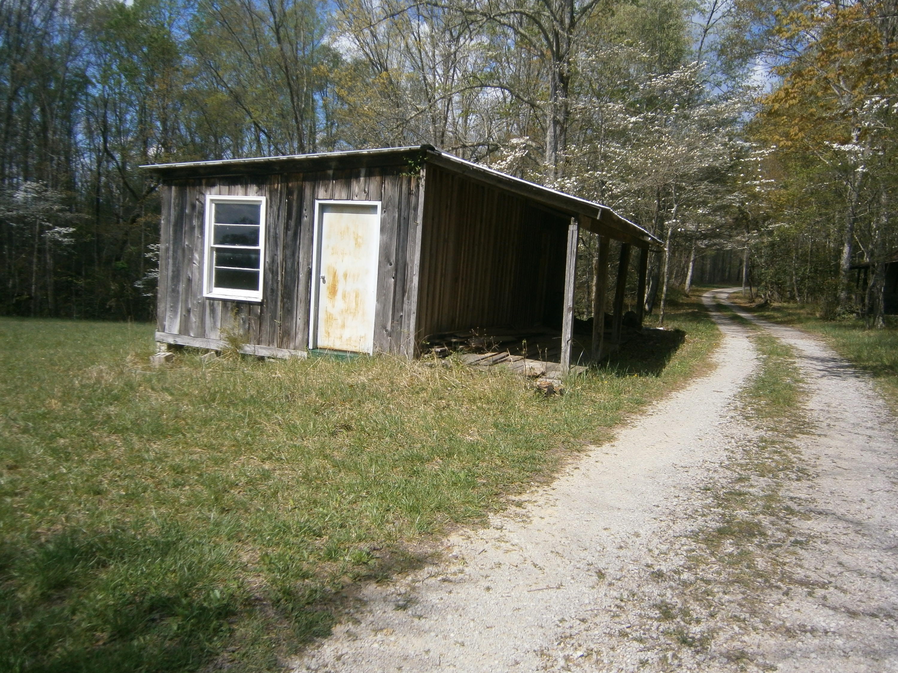 Hidesfield Hidesfield Hidesfield Ridge Road Somerset, KY 42501 - Photo 5 of 9 P4200005