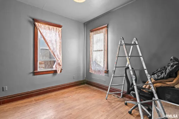 $80,000 | 227 North Walnut Street, Maroa, IL 61756