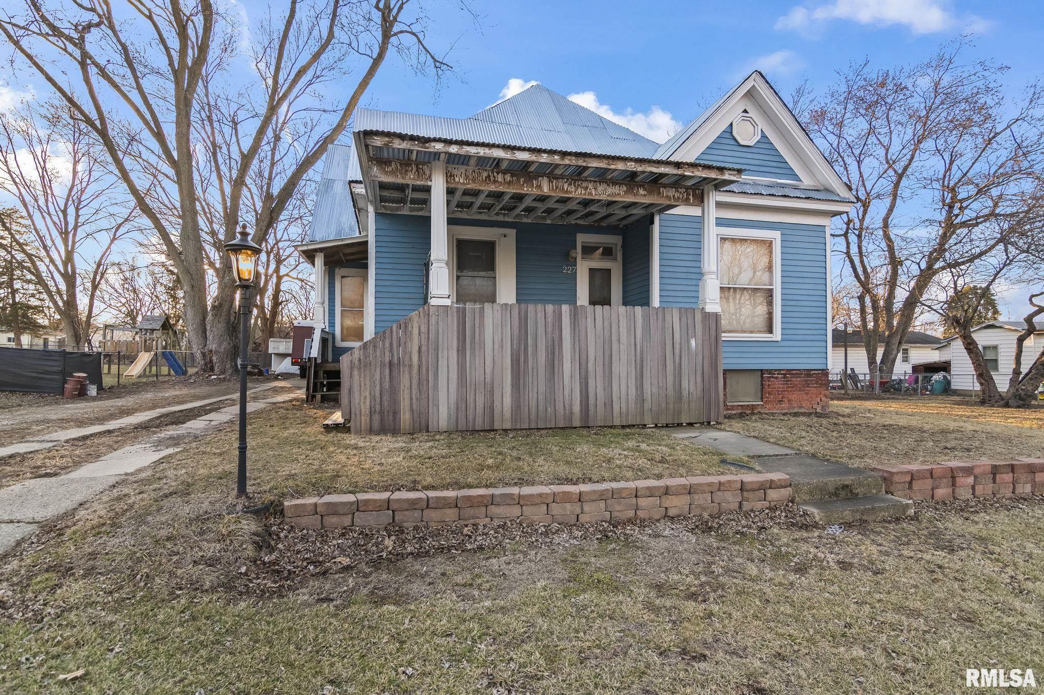 227 North Walnut Street Maroa, IL 61756 - Photo 3 of 43
