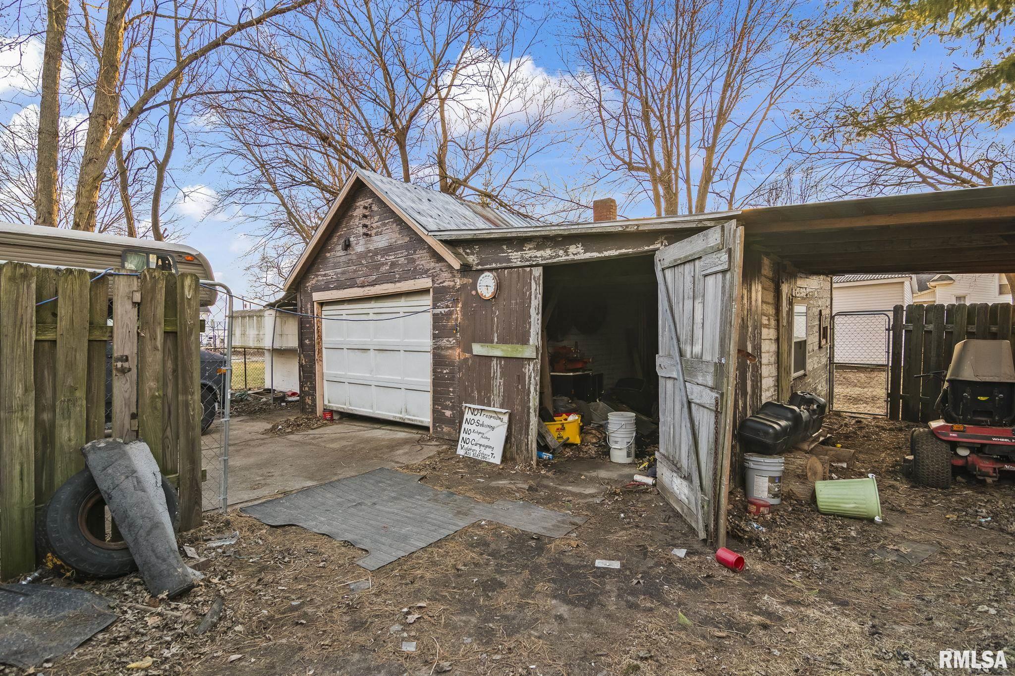 227 North Walnut Street Maroa, IL 61756 - Photo 40 of 43