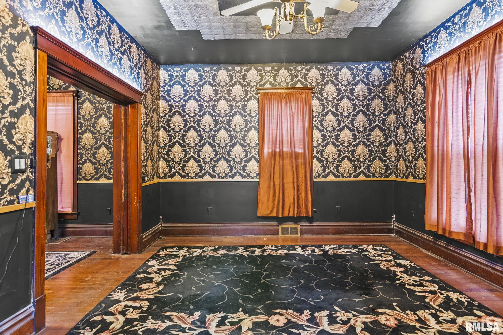 227 North Walnut Street Maroa, IL 61756 - Photo 8 of 43