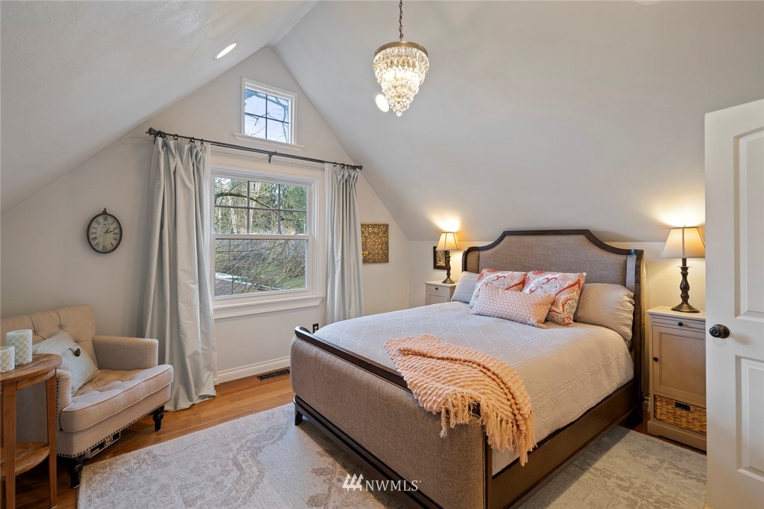 17910 Circle Drive Bothell, WA 98011 - Photo 22 of 26 Gallery Image 22