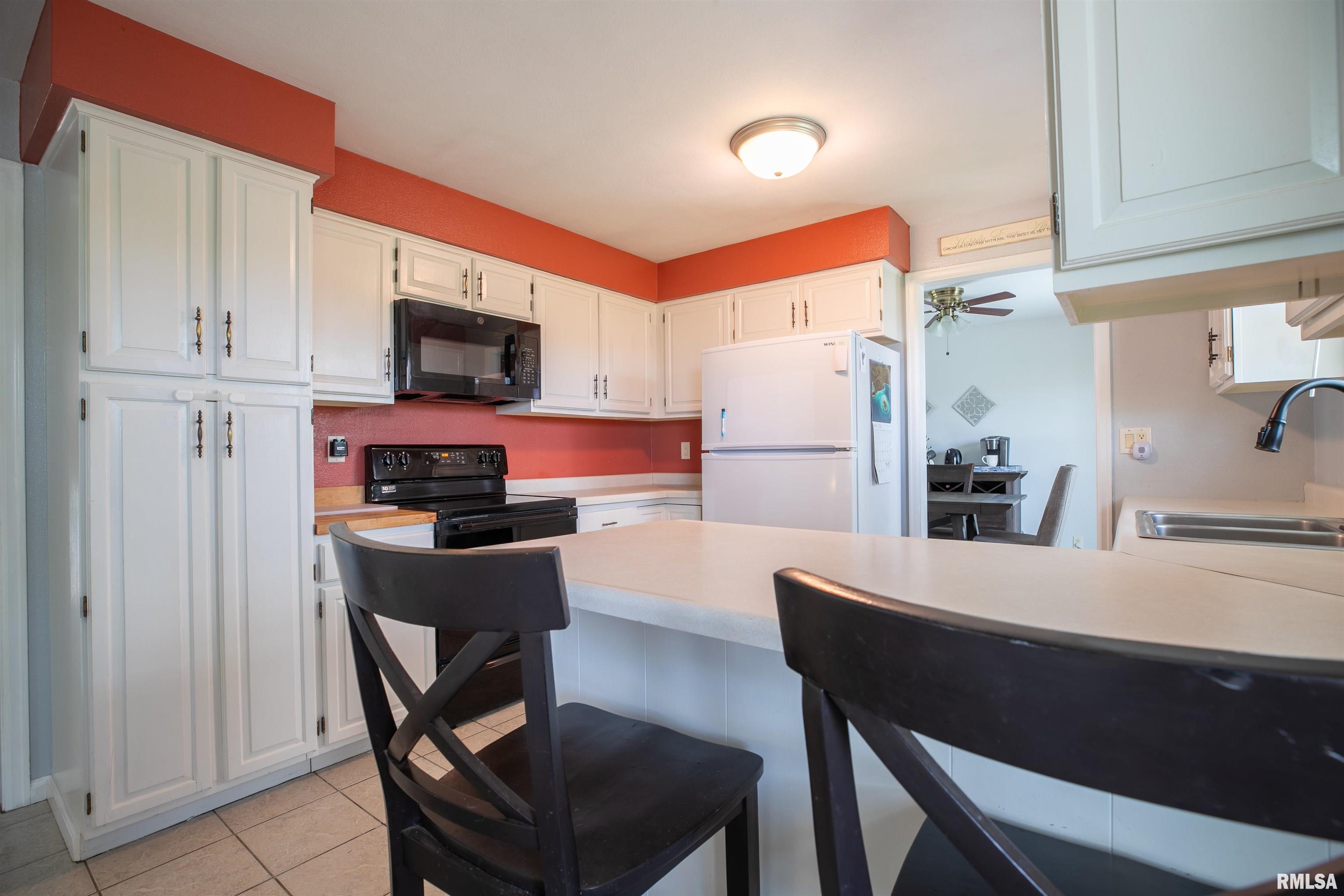 4823 South Valeta Court Mapleton, IL 61547 - Photo 18 of 43 Gallery Image 18