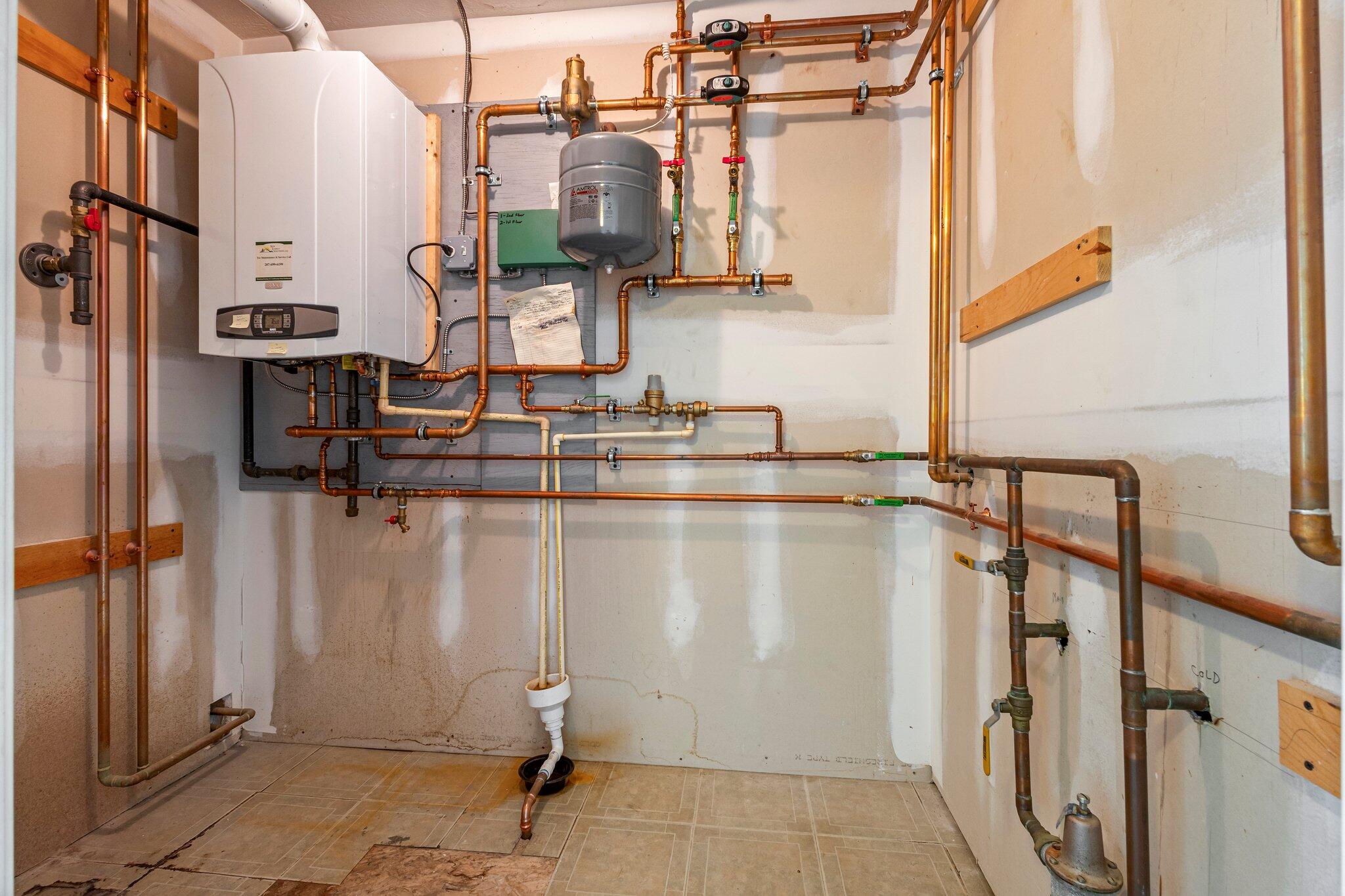 22 Joseph Drive, Unit 6 Gorham, ME 04038 - Photo 31 of 36 Heating System