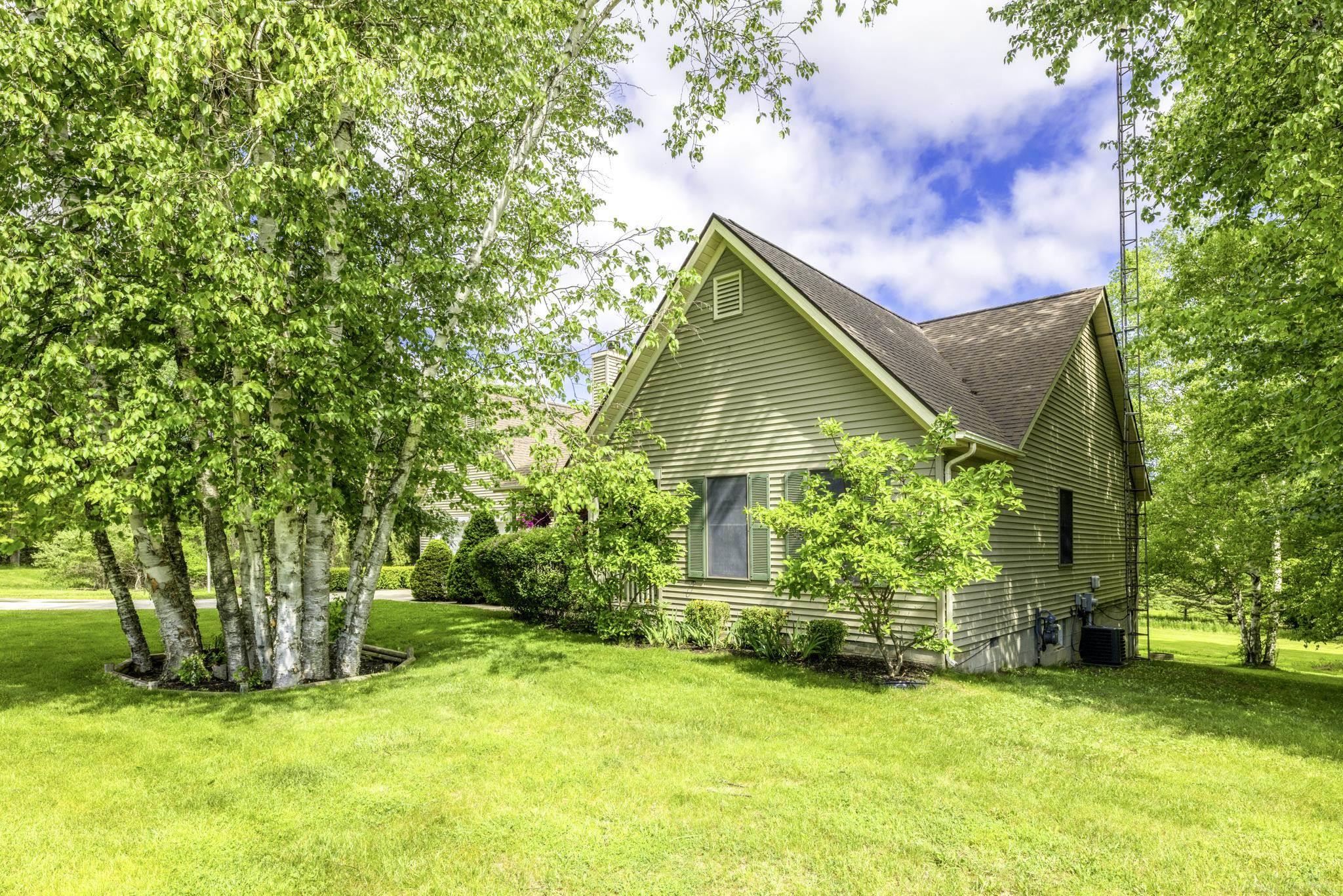 7097 Aitken Road Lexington, MI 48450 - Photo 3 of 56