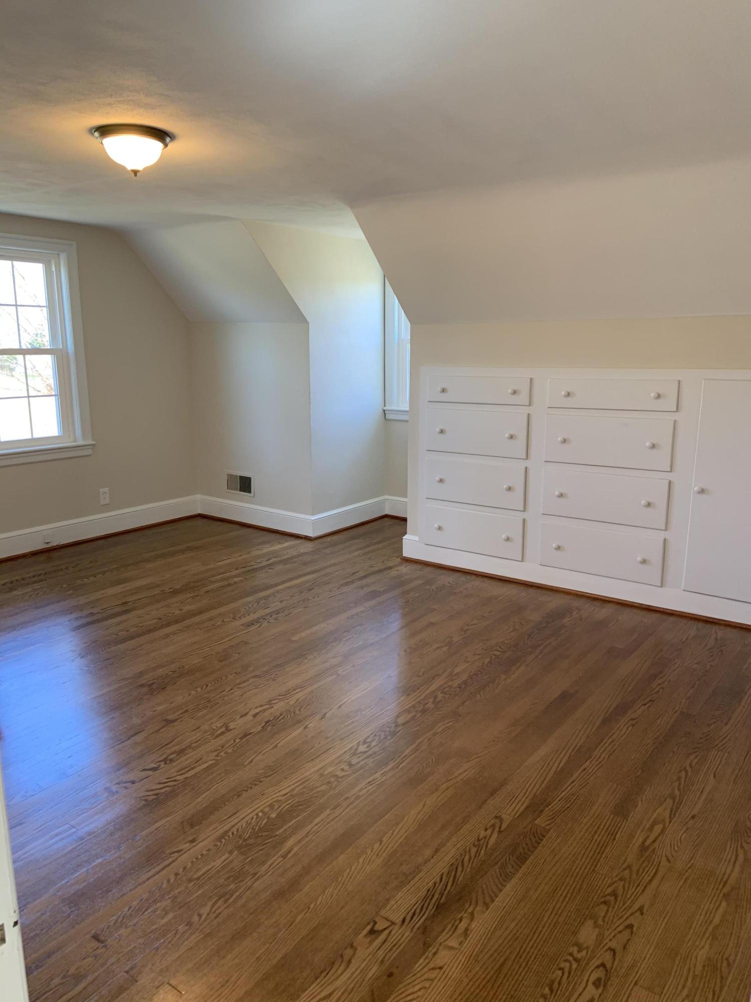 4004 Cove Road Roanoke, VA 24017 - Photo 24 of 30 wooden floor in an empty room