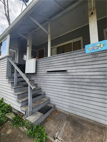 a view of front door of house