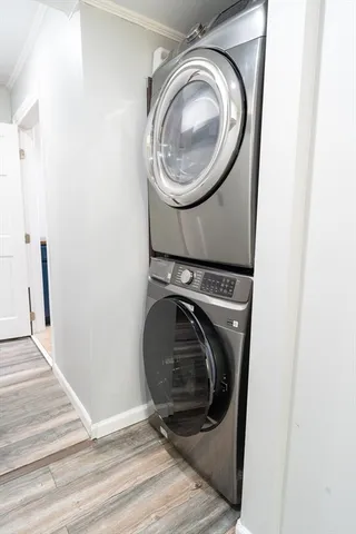 a close up view of washer and dryer